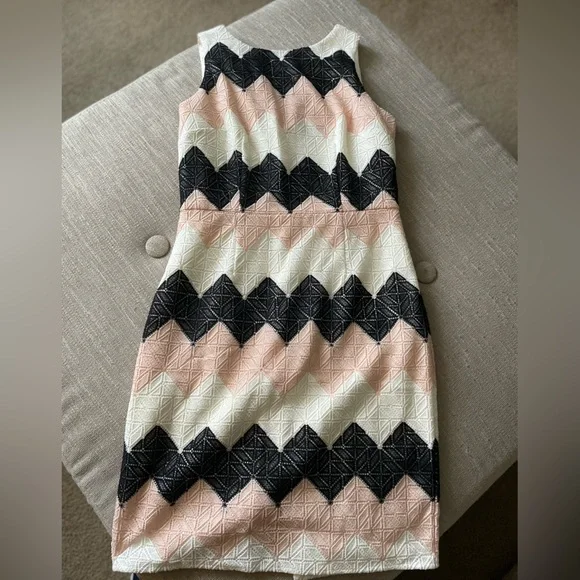 White House Black Market Black, Pink and White Chevron Dress - Picture 4 of 6